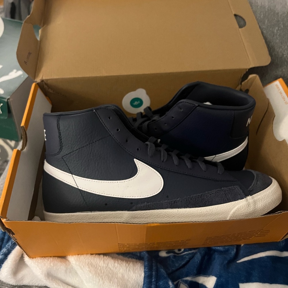 New Navy Nike Blazer mids